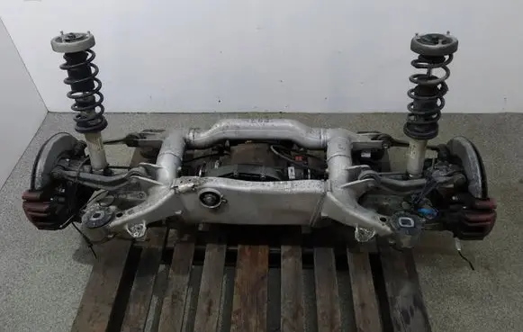 BMW 6 E63 E64 Rear axle beam 