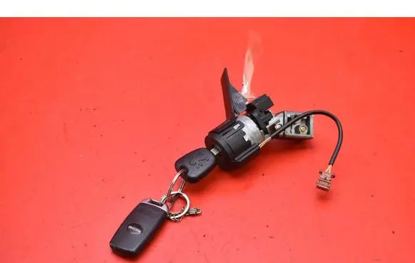 Mercedes-Benz E C207 W207 Ignition lock 36393600