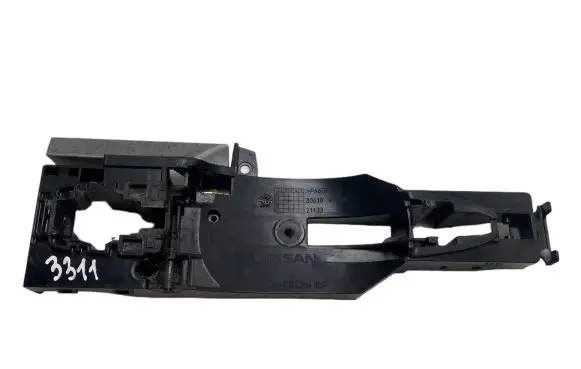 Nissan Pulsar Rear door exterior handle/bracket 8061021133
