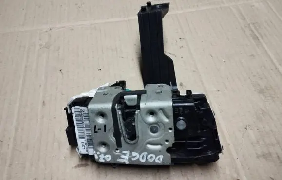 Dodge Caliber Front door lock 04589095AE