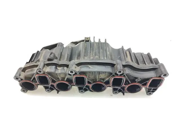 Volkswagen Transporter - Caravelle T5 Intake manifold 03L129711P