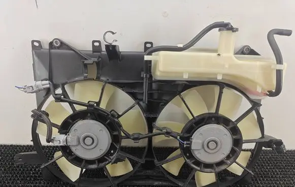 Toyota Prius (XW20) Electric radiator cooling fan 4222501300