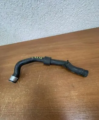 Porsche Panamera (970) Engine coolant pipe/hose 97057258400 E1232
