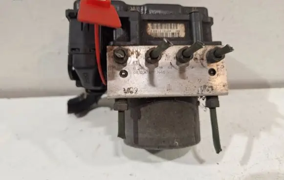 Peugeot 107 ABS Pump 0265231579