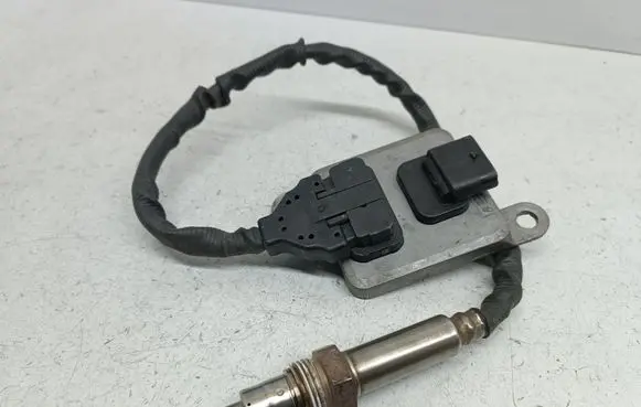 Mercedes-Benz Vito Viano W447 Lambda probe sensor A0009058411 0009058411 A3C01067400608
