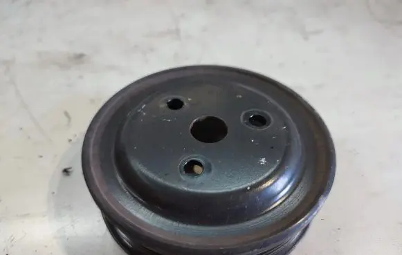 Opel Mokka Water pump pulley 