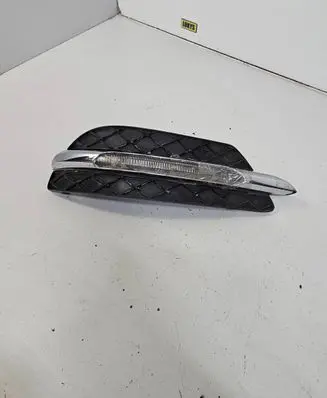 Mercedes-Benz C W204 LED Daytime headlight A2049069000 ZB606002 8200206