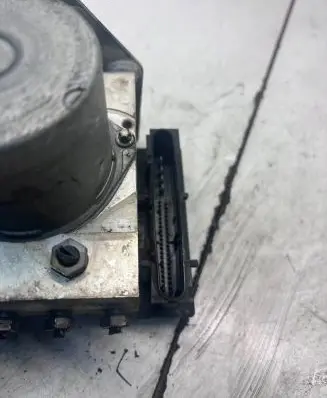 Mercedes-Benz Sprinter W906 ABS Pump A0014462589 0265235031