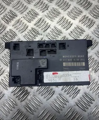 Mercedes-Benz E W211 Door control unit/module 2118201685 7583922