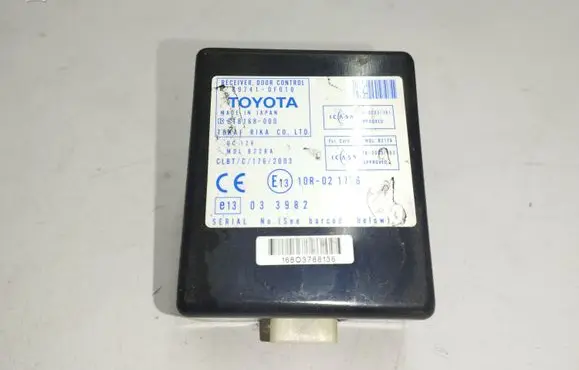 Toyota Corolla Verso AR10 Door central lock control unit/module 897410F010