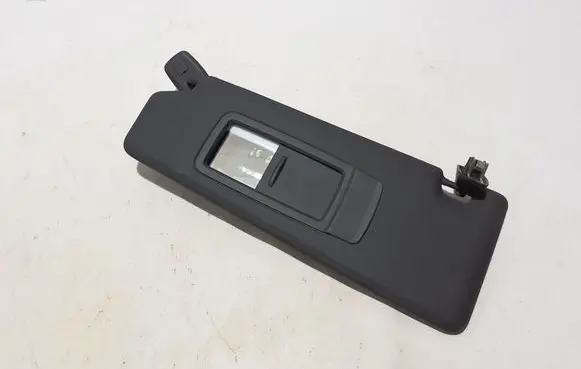 BMW i5 G60 Sun visor 9501367
