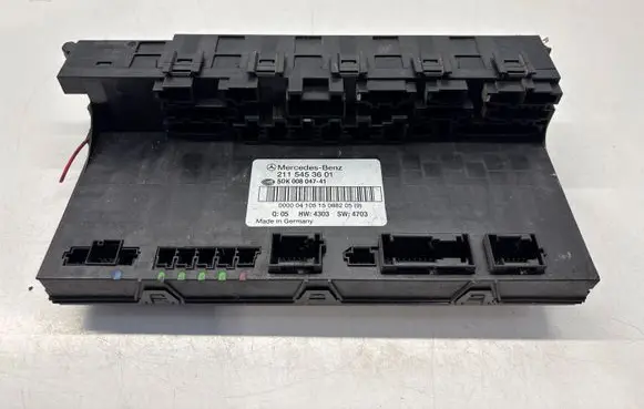 Mercedes-Benz E W211 SAM control unit 2115453601