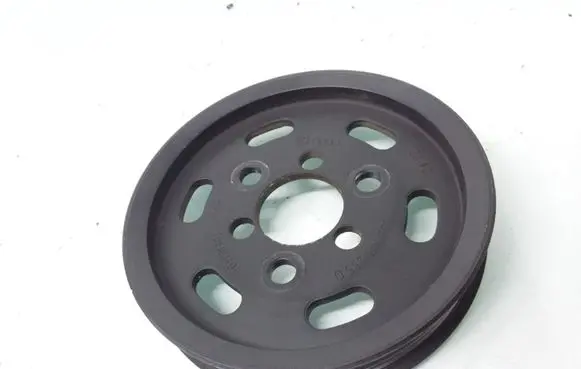 Volkswagen PASSAT B5.5 Power steering pump pulley 038145255D