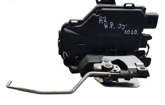 Audi A2 Front door lock 8Z1837016E