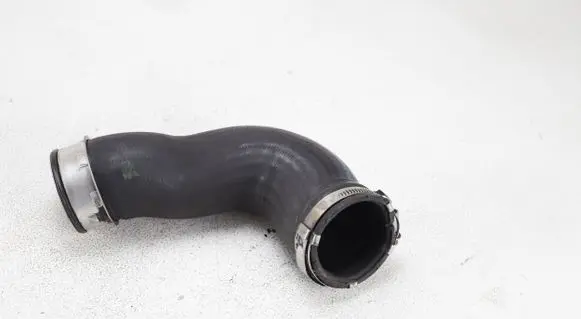 Volkswagen Transporter - Caravelle T5 Intercooler hose/pipe 7H0145980R