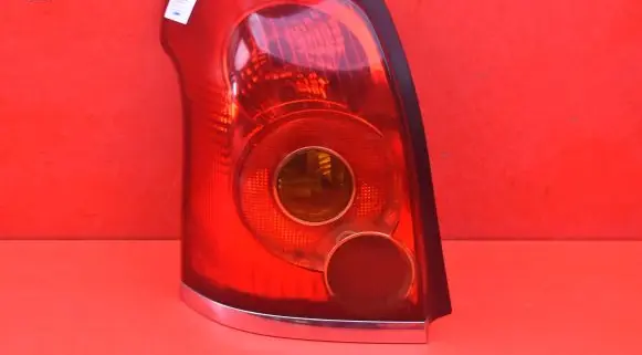 Toyota Avensis Verso Rear/tail lights