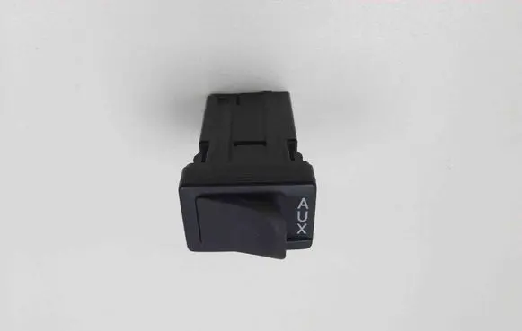 Toyota Urban Cruiser (XP110) AUX in-socket connector 8619052050
