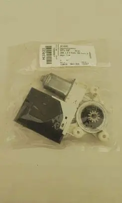 Volvo S40 Front door window regulator motor 30710489