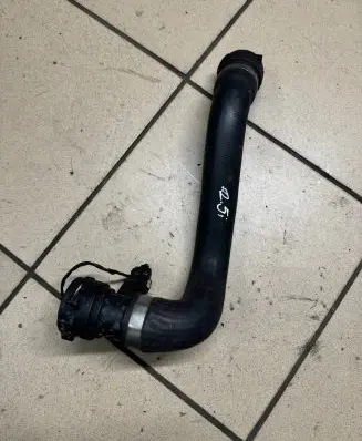 BMW 5 E39 Engine coolant pipe/hose 143640803 11218912 7436409