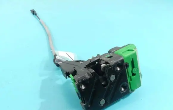 Volvo XC70 Front door lock IMPRK1154938