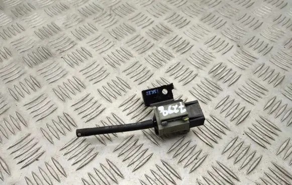 KIA Sportage Turbo solenoid valve 351202A450