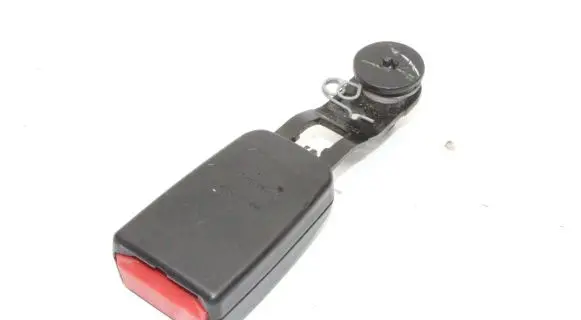 Mercedes-Benz ML W164 Rear seatbelt buckle A1648601669