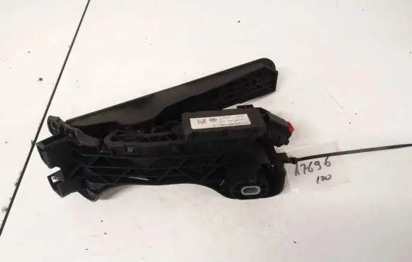 Volkswagen Golf V Accelerator throttle pedal 1k1721503l 6pv008600-00