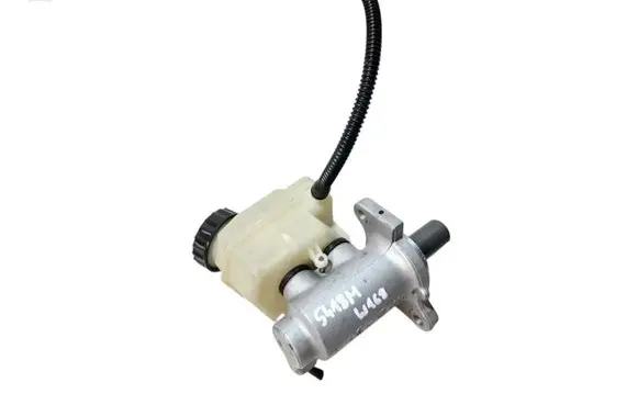 Mercedes-Benz A W168 Master brake cylinder A1684300102