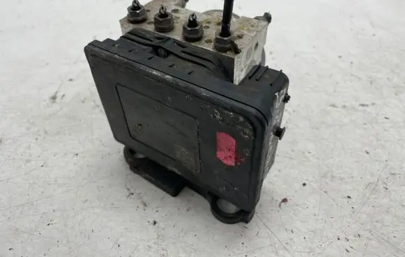 Volkswagen PASSAT B8 ABS Pump 5Q0614517BL