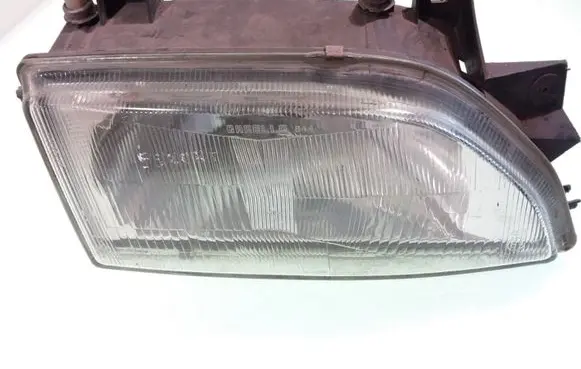 Ford Escort Headlight/headlamp 91AG13005C2B