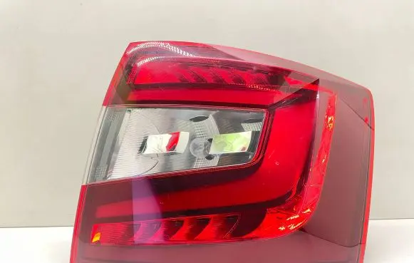 Skoda Octavia Mk3 (5E) Rear/tail lights 5E9945208 0020193212