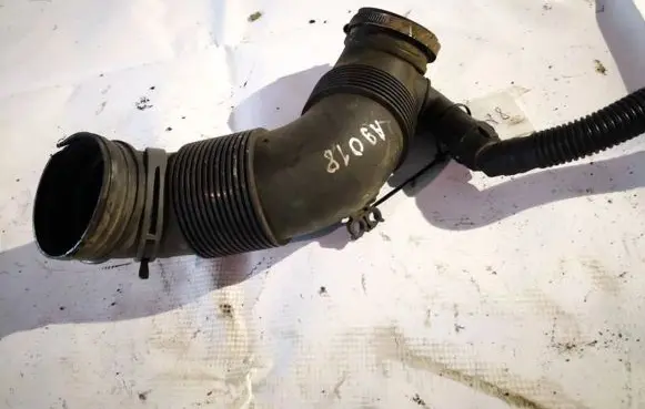 Skoda Octavia Mk2 (1Z) Air intake hose/pipe 3c0129654m