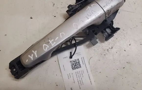 Volvo V70 Front door exterior handle 30784203 30784202