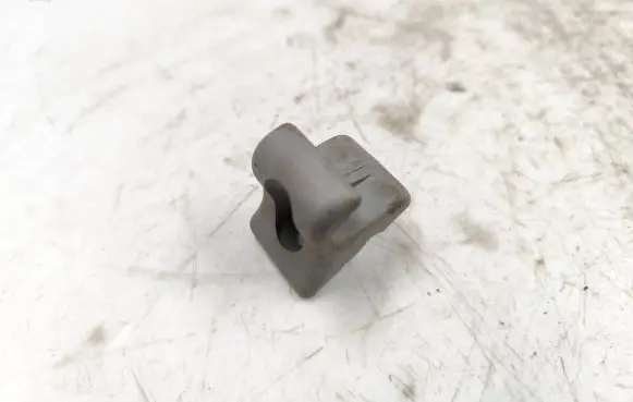 KIA Sorento Sun visor clip/hook/bracket 