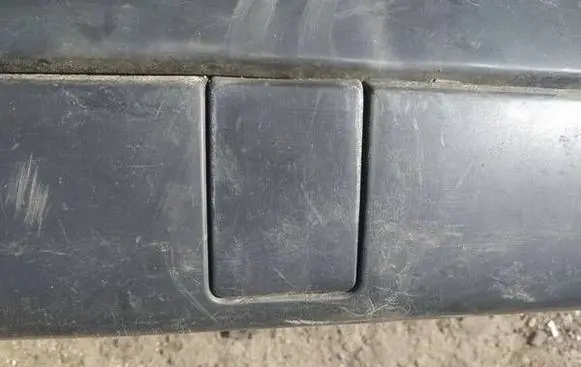 Rear bumper row hook cap/cover