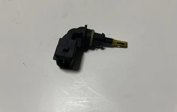 BMW 3 E92 E93 Oil temperature sensor 7792203