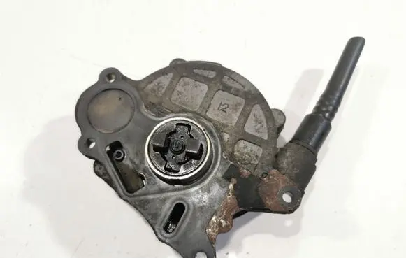 Volkswagen Transporter - Caravelle T5 Vacuum pump 03L145100