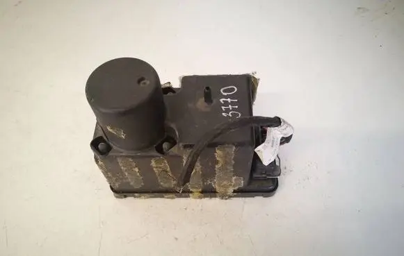 Audi A4 S4 B5 8D Vacuum pump 4A0862257 4A0862257A