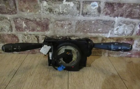 Citroen C4 II Steering wheel axle