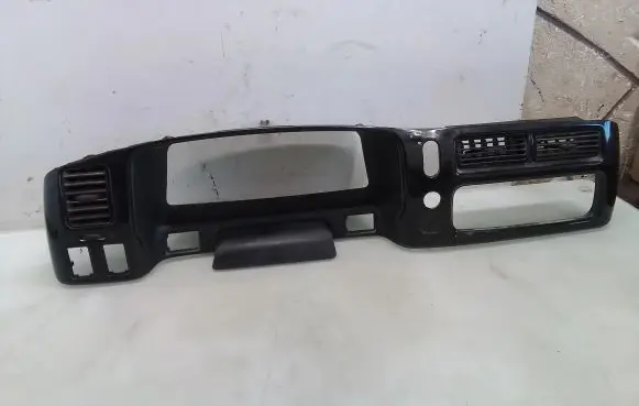 Mitsubishi Pajero Sport I Dashboard trim