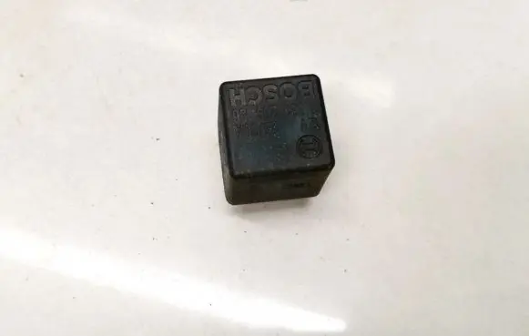 Mercedes-Benz Vito Viano W638 Other relay 0332209153