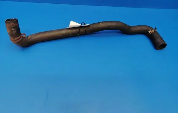 Nissan Note (E11) Engine coolant pipe/hose