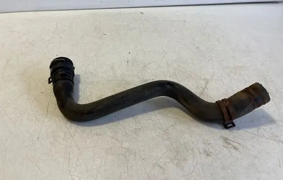 Mercedes-Benz Vito Viano W447 Engine coolant pipe/hose