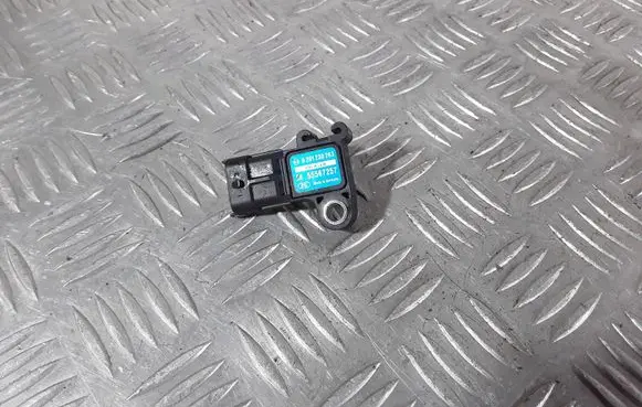 Opel Zafira C Air pressure sensor 55567257 0261230263