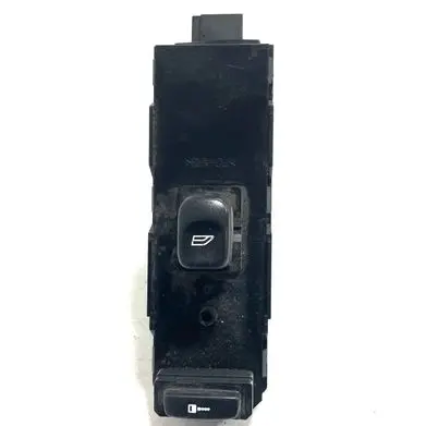 Volvo V70 Electric window control switch 03458910 5586