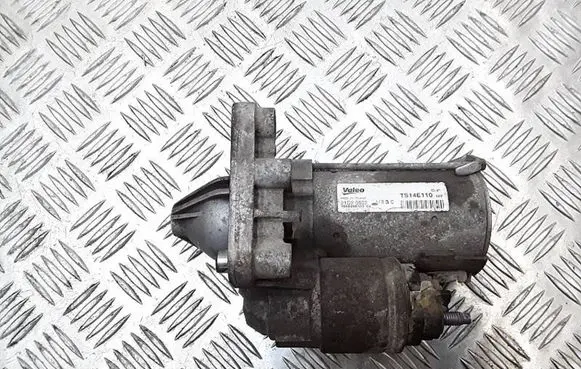 Peugeot 208 Starter motor TS14E110