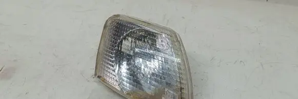 Volkswagen PASSAT B5 Front indicator light