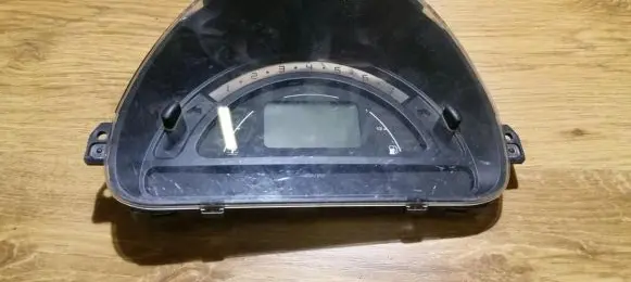 Citroen C3 Speedometer (instrument cluster) 216672487 21667248-7