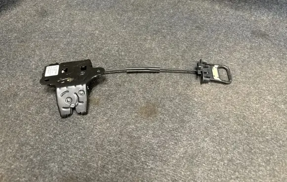 Chevrolet Camaro Tailgate/trunk/boot lock/catch/latch 687996079 13501988 557795741
