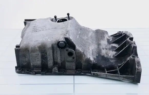 Volvo V50 Oil sump 06B103603